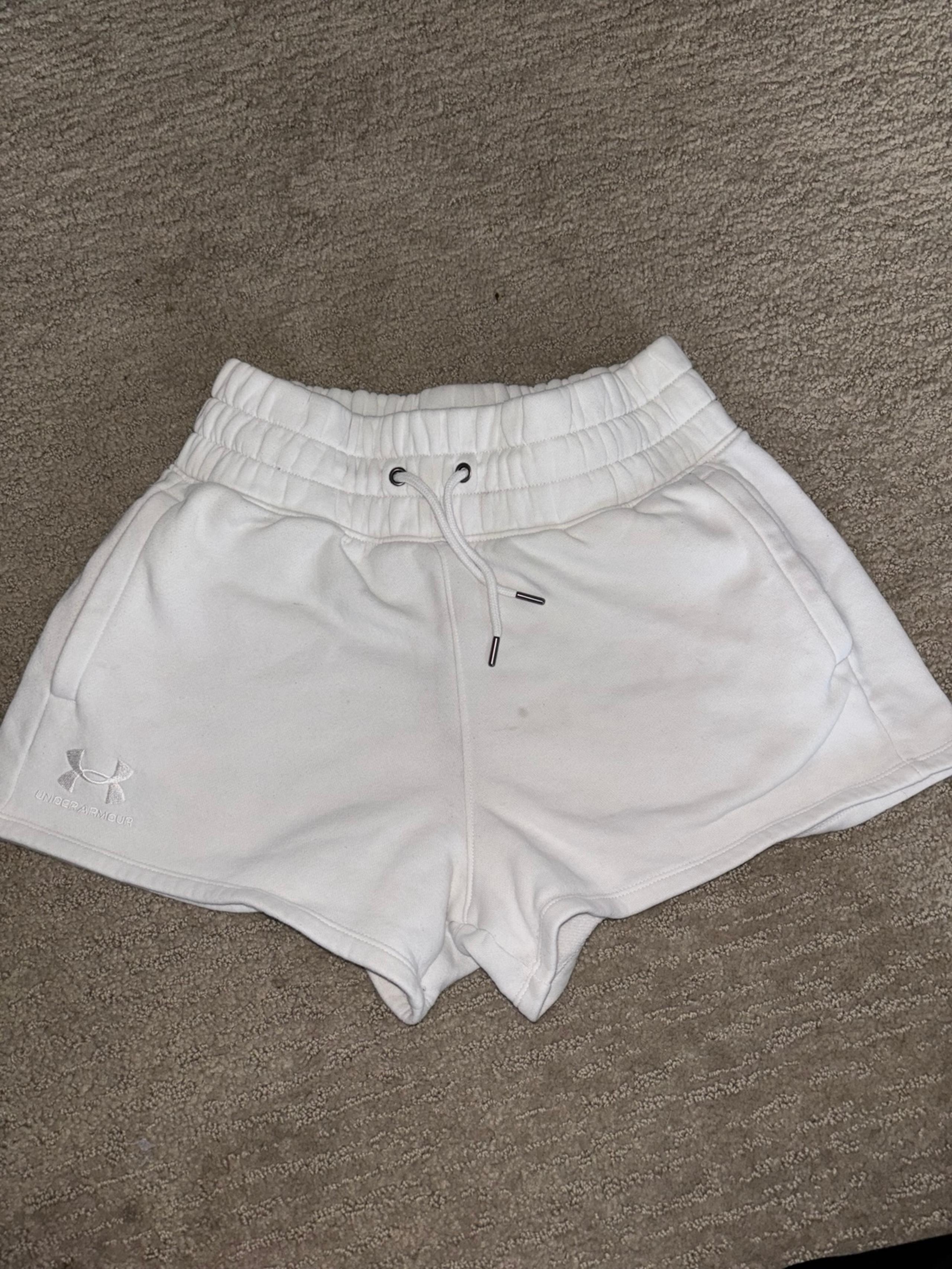 White under armour shorts