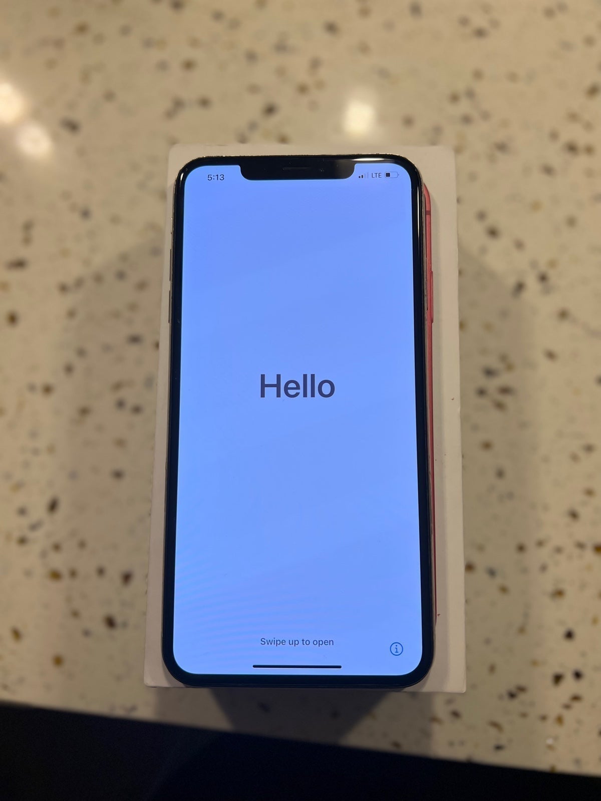 UNLOCKED Apple iPhone XS Max - 256GB - Silver!