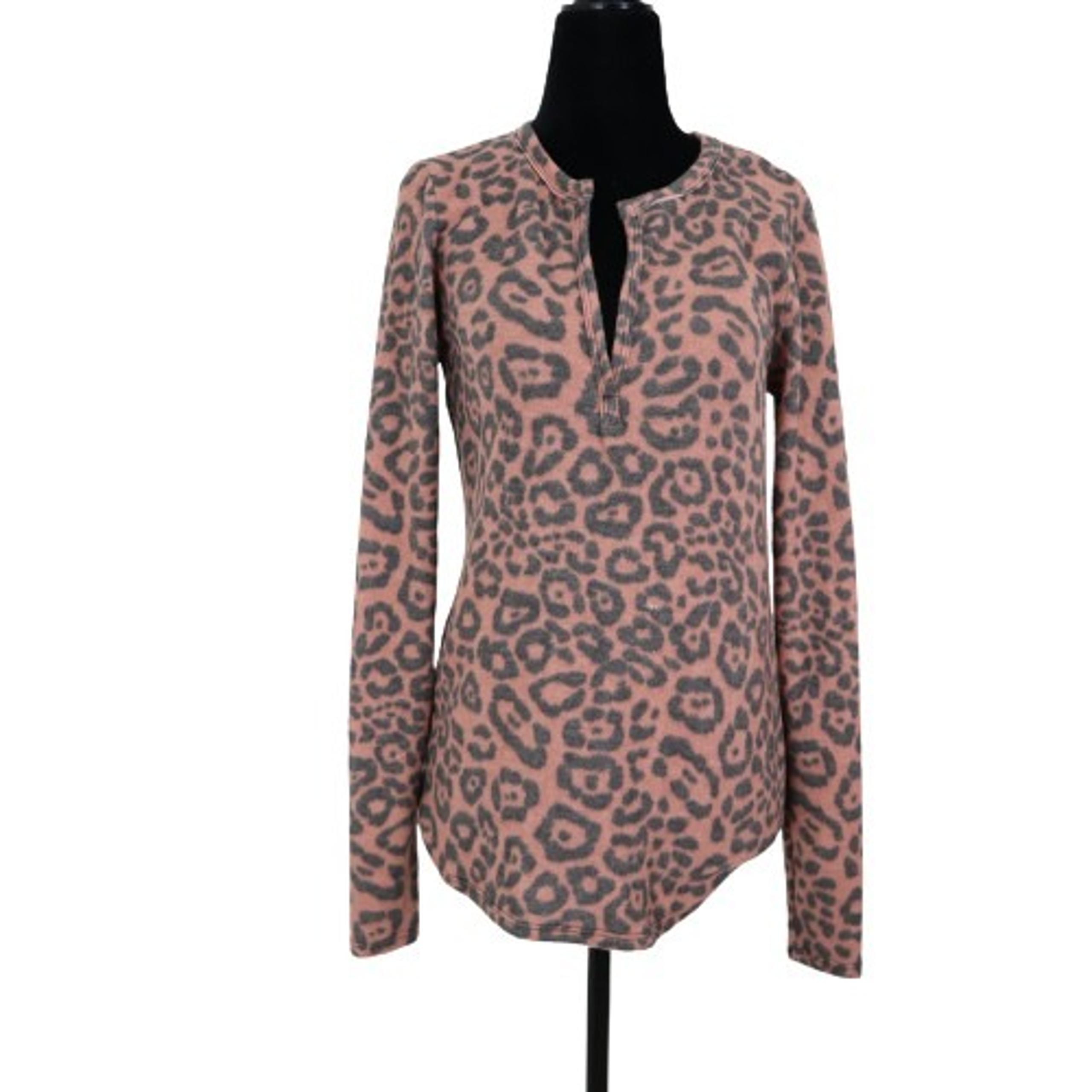 NEW SOCIALITE Womens Tunic Fleece Top Size S Long Sleeve Round Hem Leopard Print
