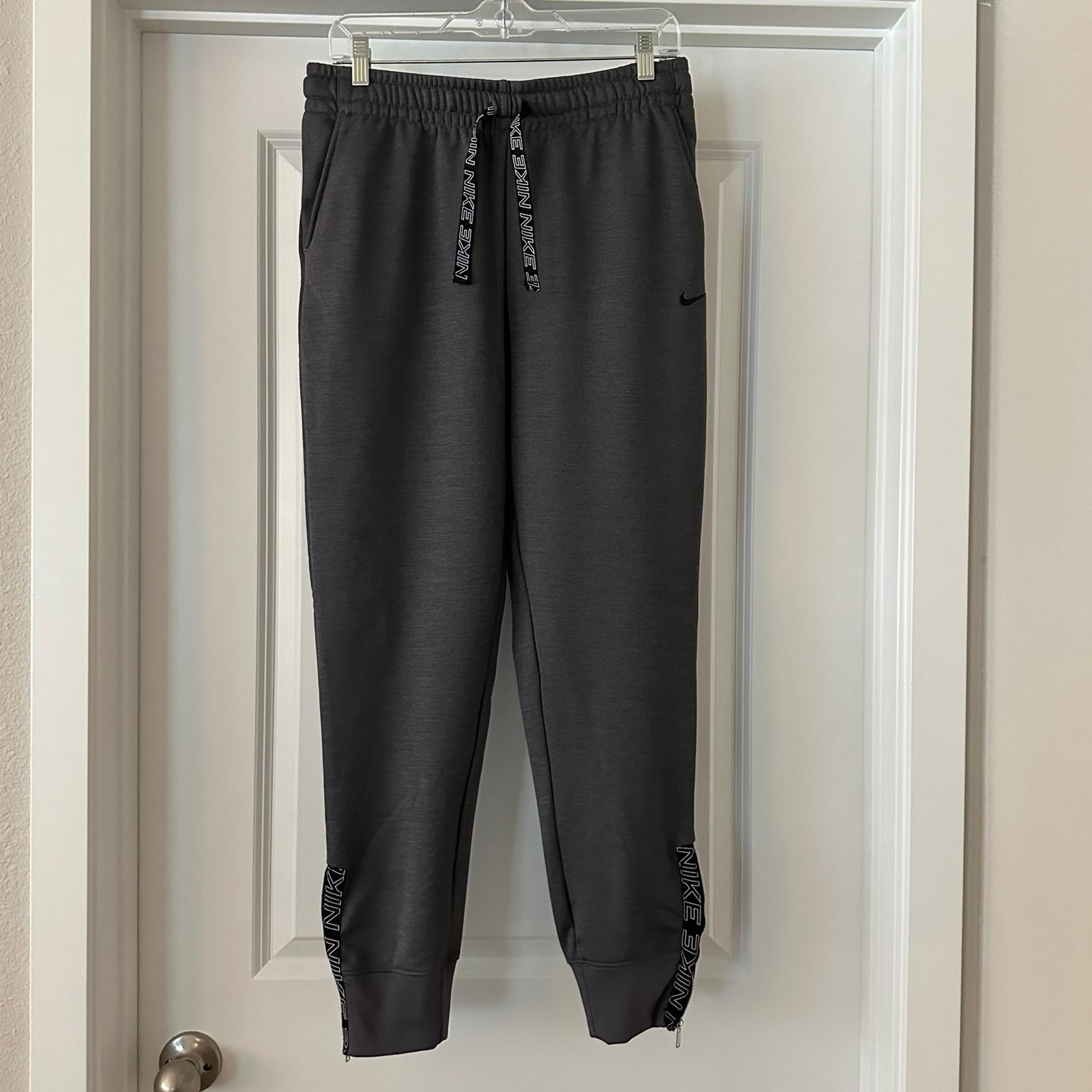 Women’s Nike Therma Training Pants
