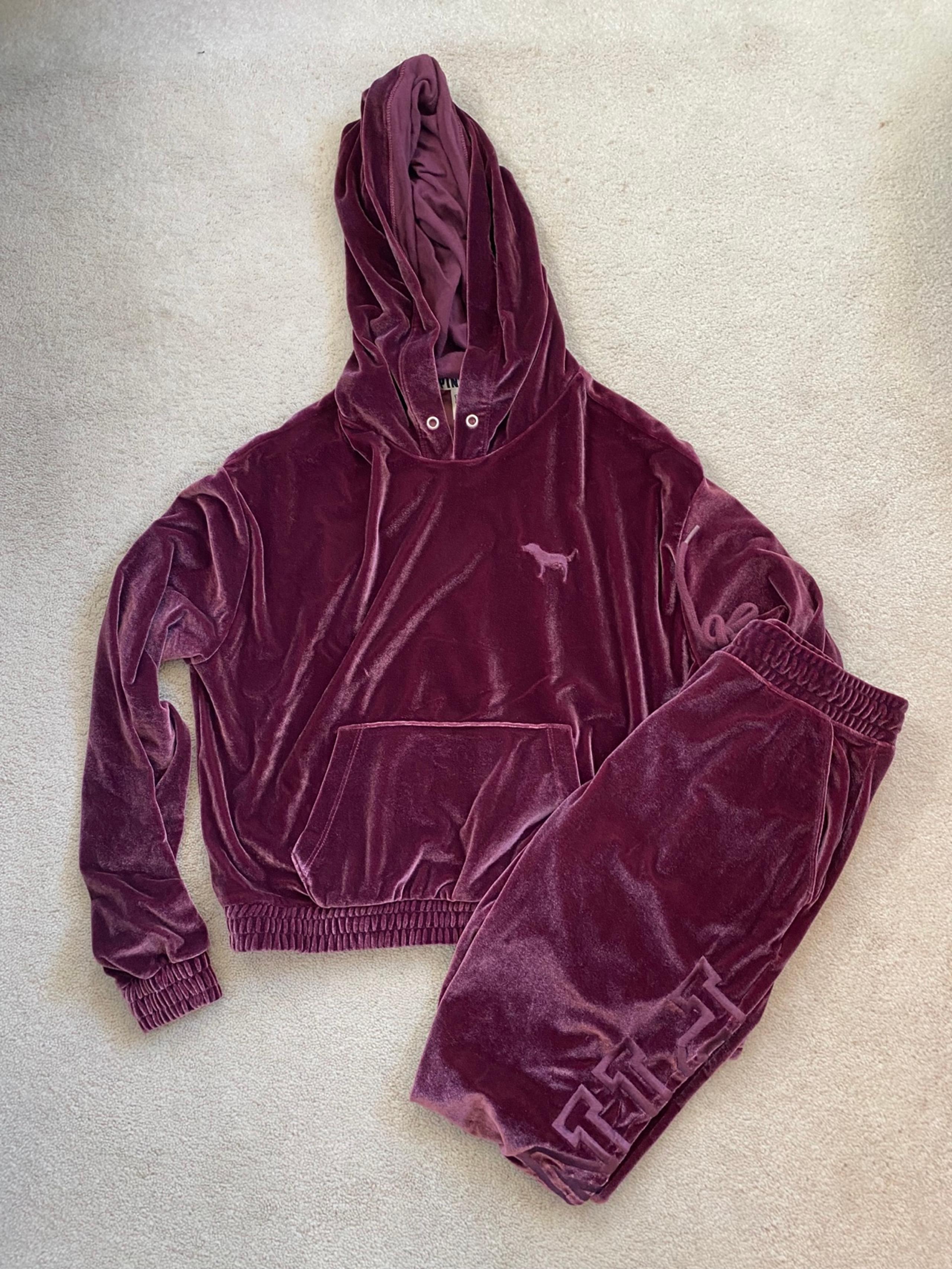 VS Velvet 2 Piece Set - PINK