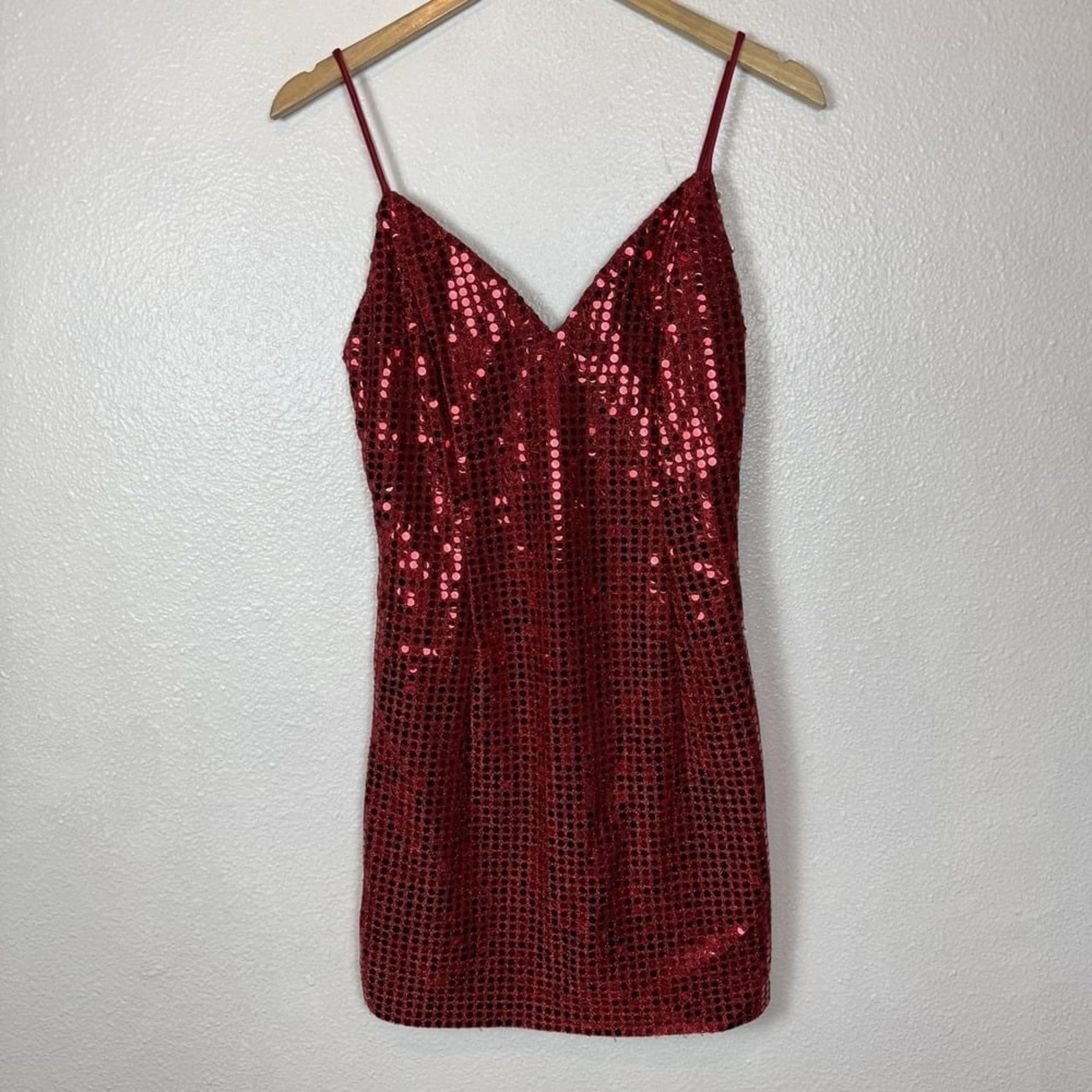 Vintage Roberta Sequin Dress Size 7/8 Red Mini Party Glam 80s V-neck Bodycon