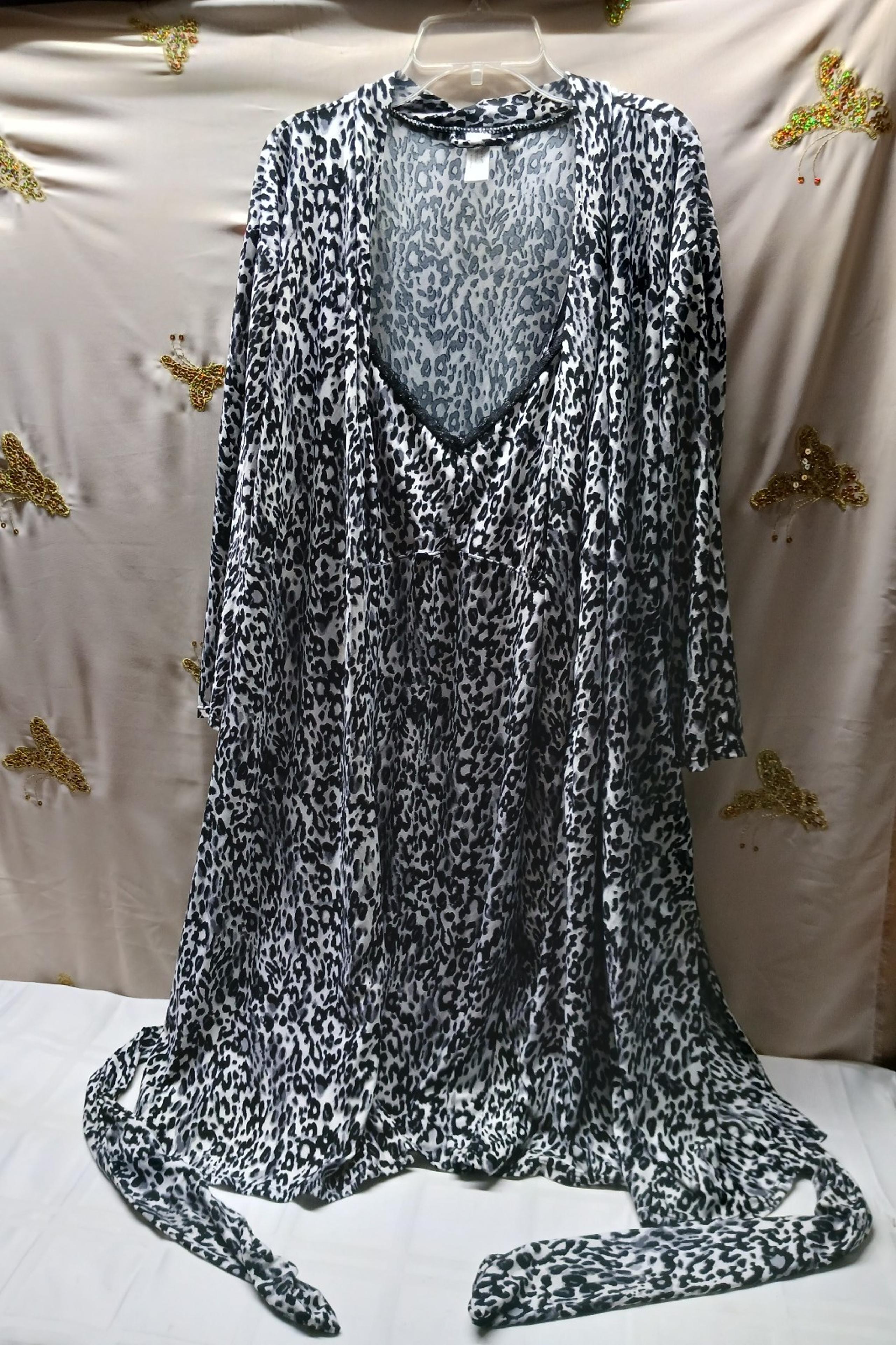 Delta Burke Gown and Robe Set/ Size 1X / Leopard