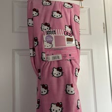 Hello Kitty Pink Queen blanket