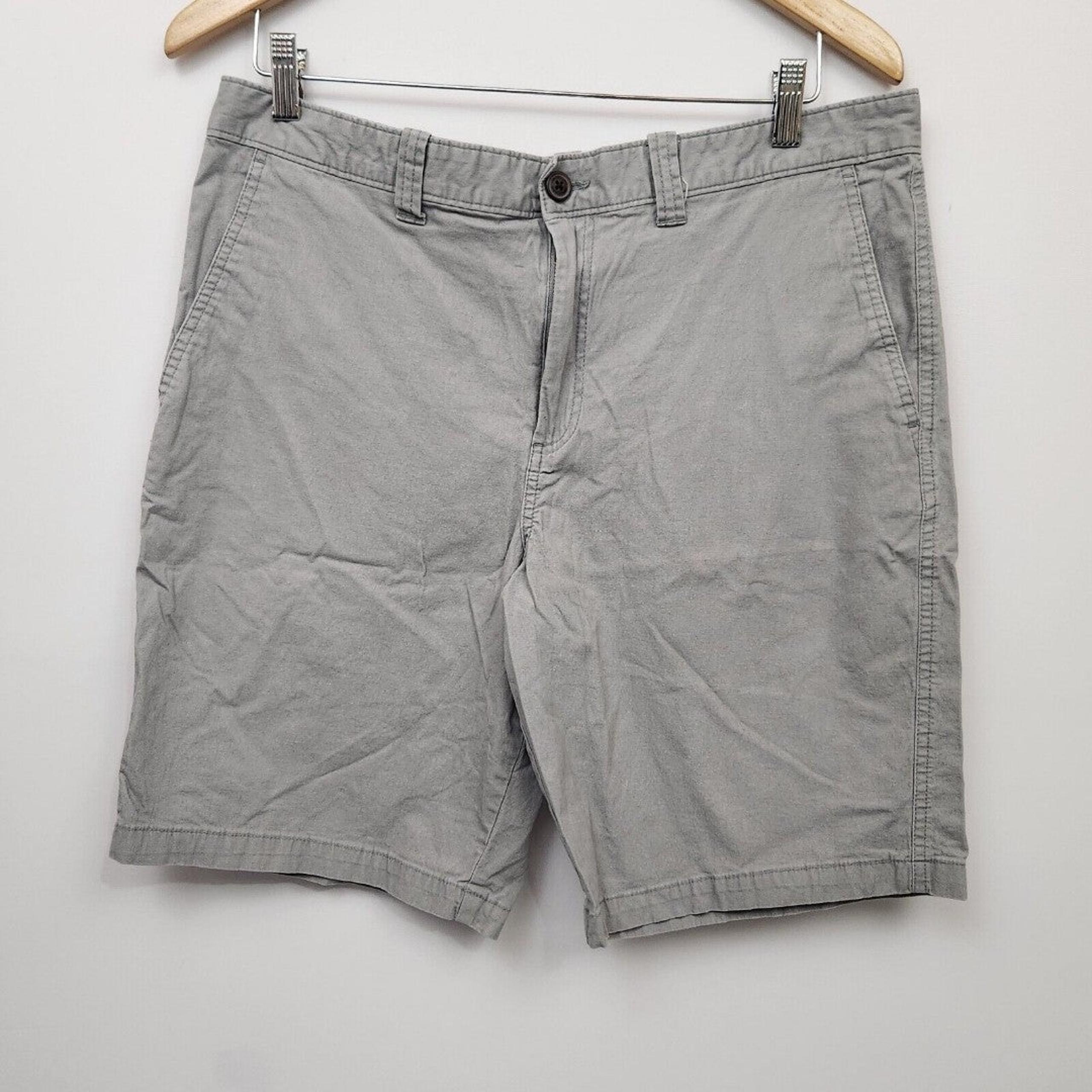 Magellan Outdoors Fishing Hiking Chino Shorts Size 33W Gray