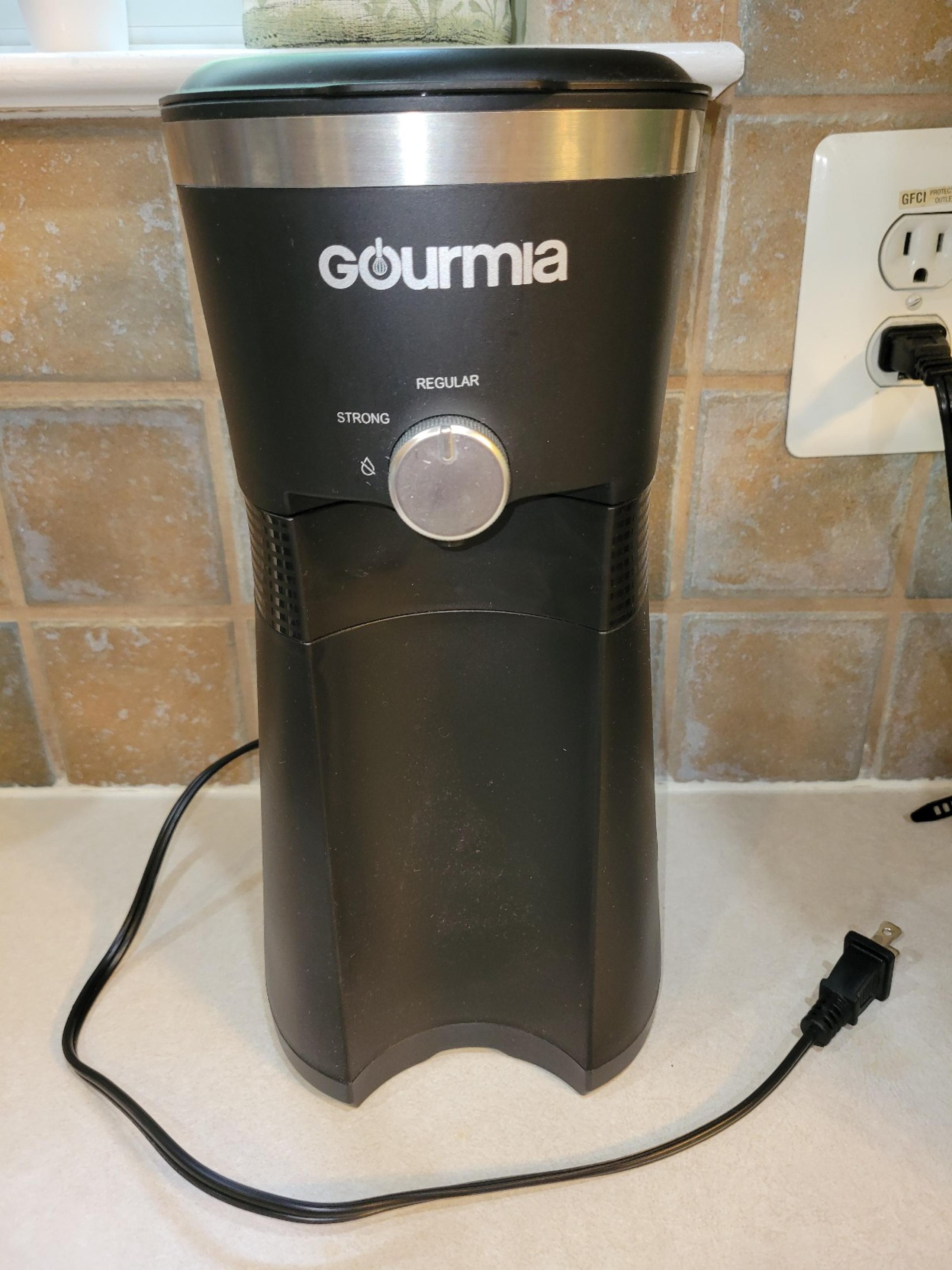 Gourmia Hot or Iced Coffee Maker w/ tumbler