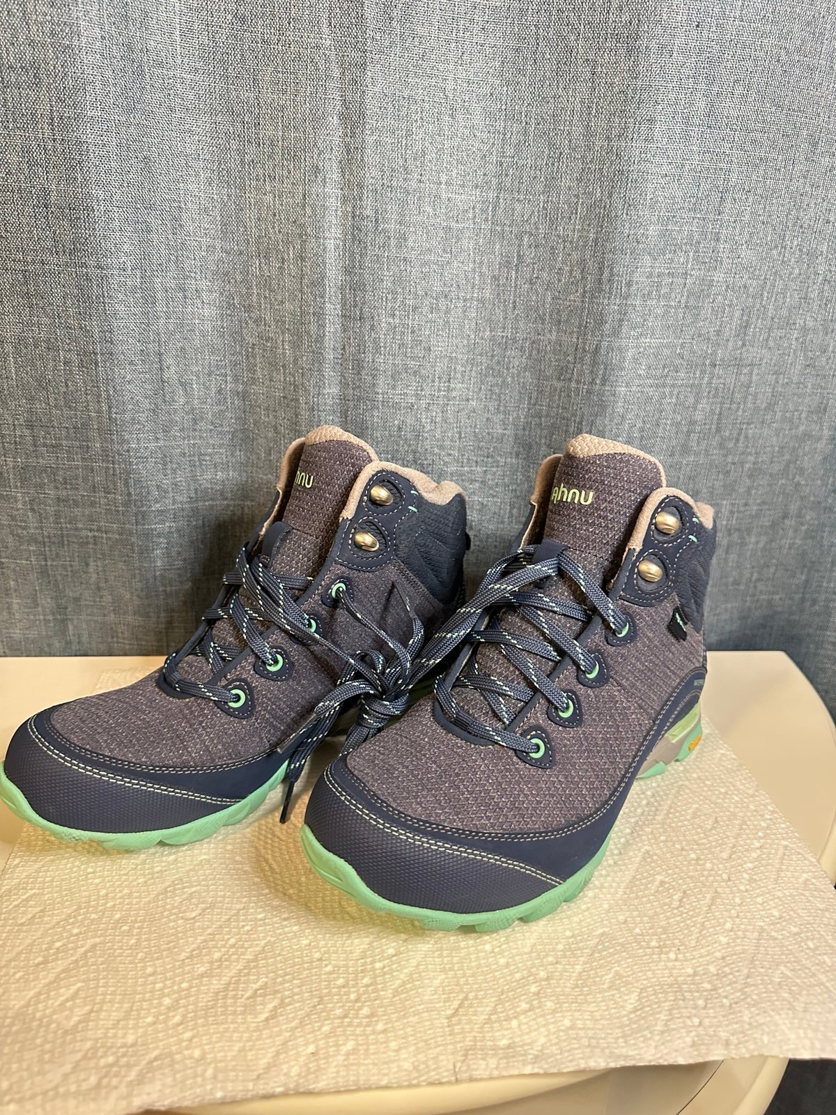 Teva ahnu Vibram Sugarpine II Blue Green Trail Hiking Waterproof Boots Sz 7