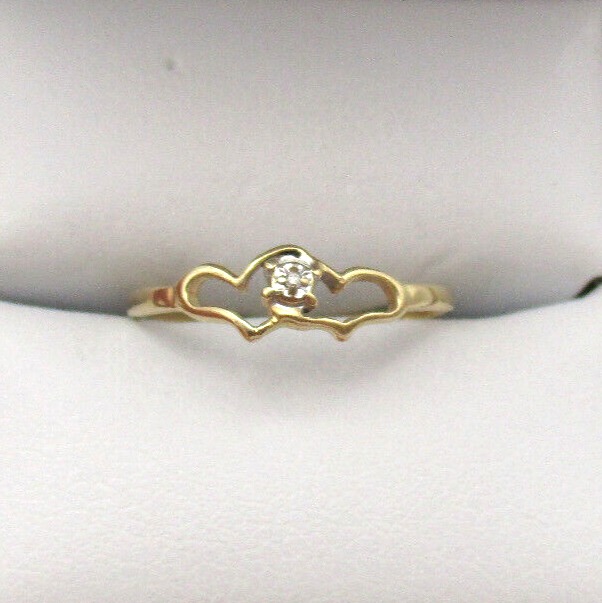 10K Yellow Gold Diamond Heart Ring Size 7.5 [R309]