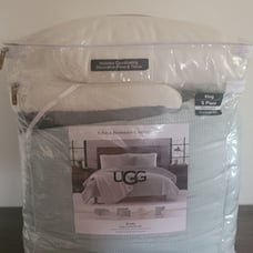 UGG KING 5-Piece Brody Comforter Set Luxurious Comforter and Two Shams New
