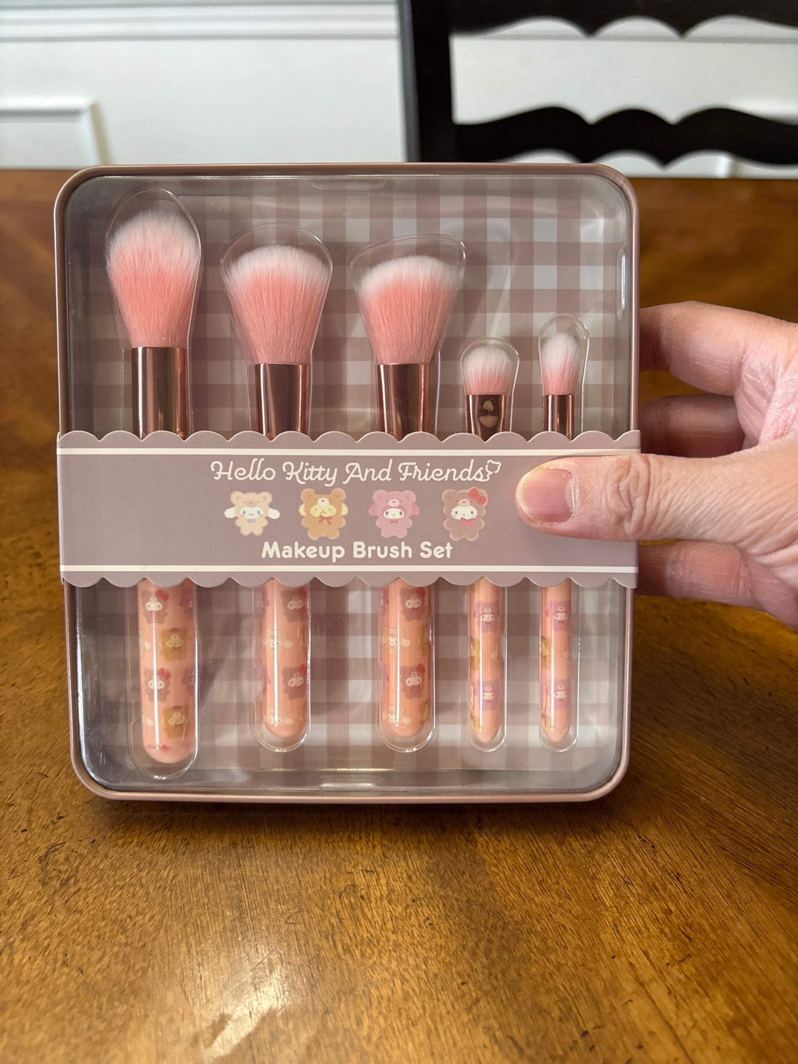 Hello Kitty and friends makeup brush set in tin case