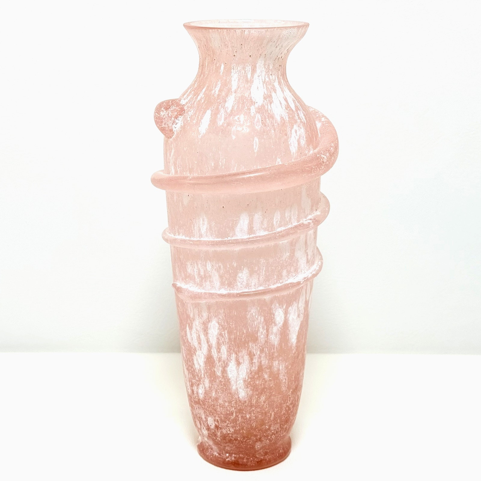 Mid-Century Modern (Murano?) Pink Scavo Art Glass Vase 10