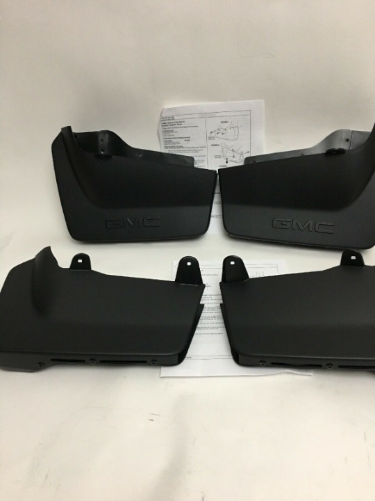 2020 GMC HD Splash guard package Black