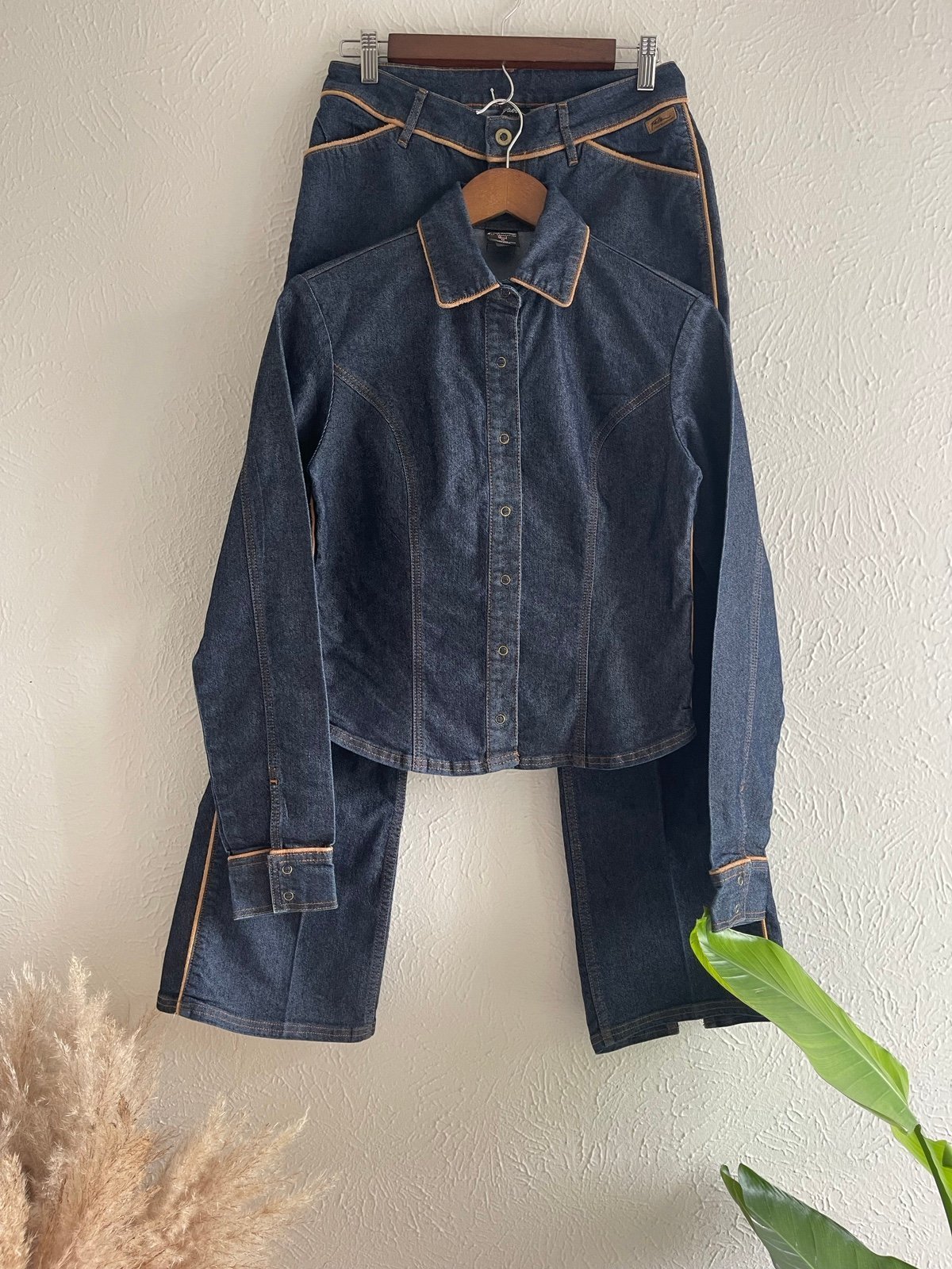 Fubu 2 Piece Dark Wash Blue Denim Set