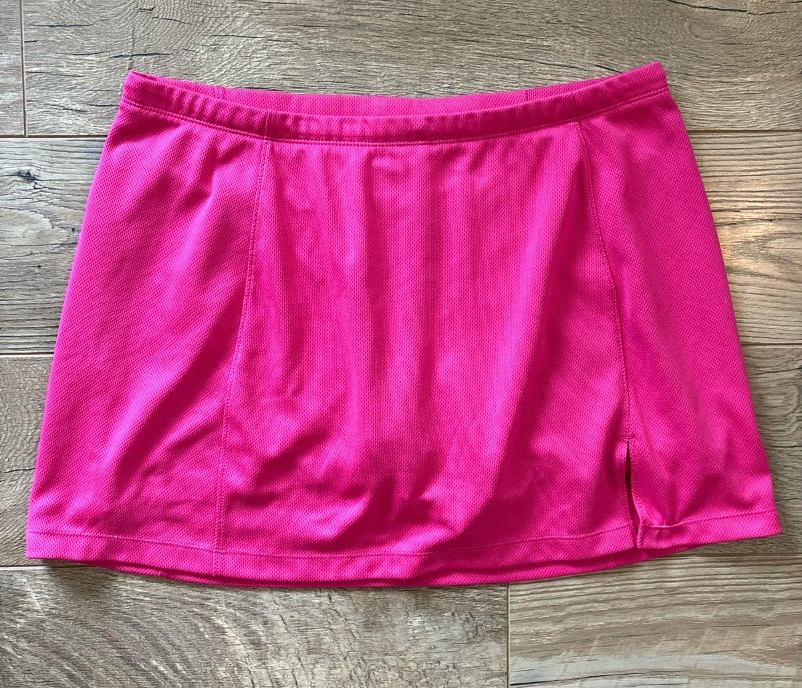 Tek Gear Women’s Medium Hot Pink Athletic Skort