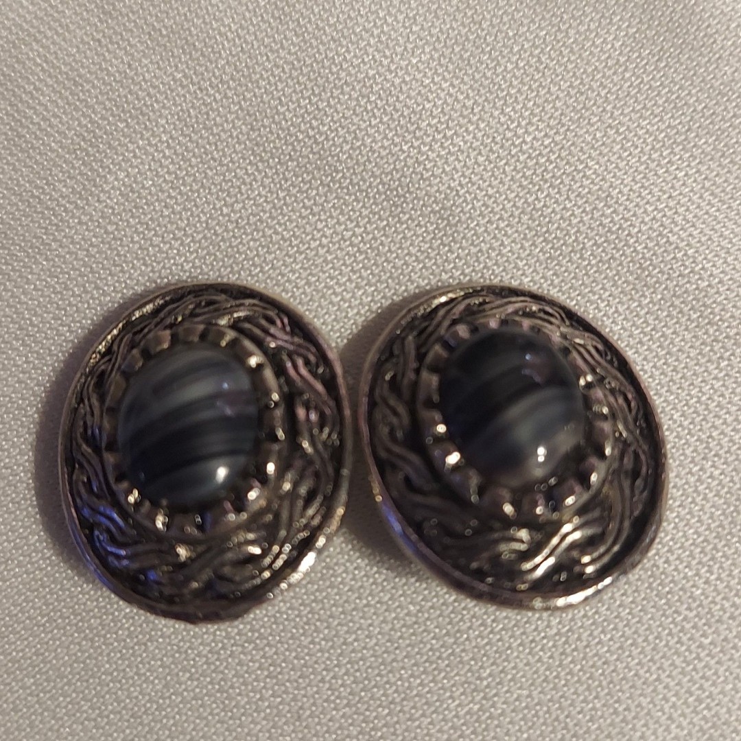 Oval Metal Southwestern Clip-on Earrings 3/4