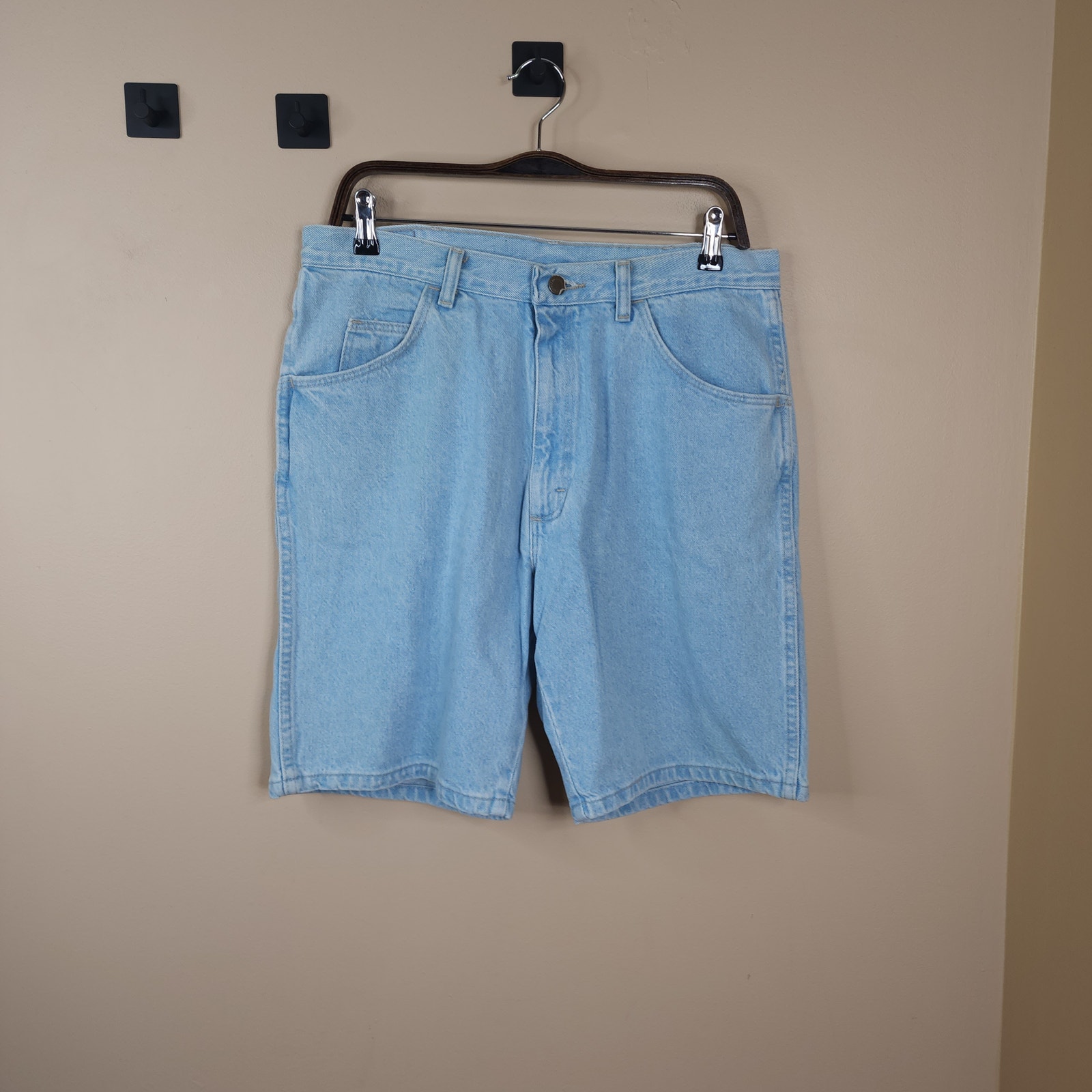 Vintage Wrangler Men's Silver Edition Blue Jean Shorts Size 34
