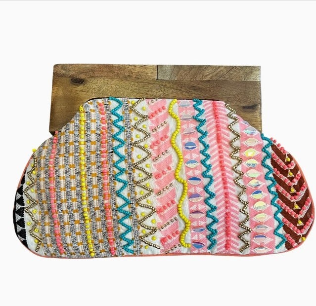 Beaded Clutch *2 beads are missing