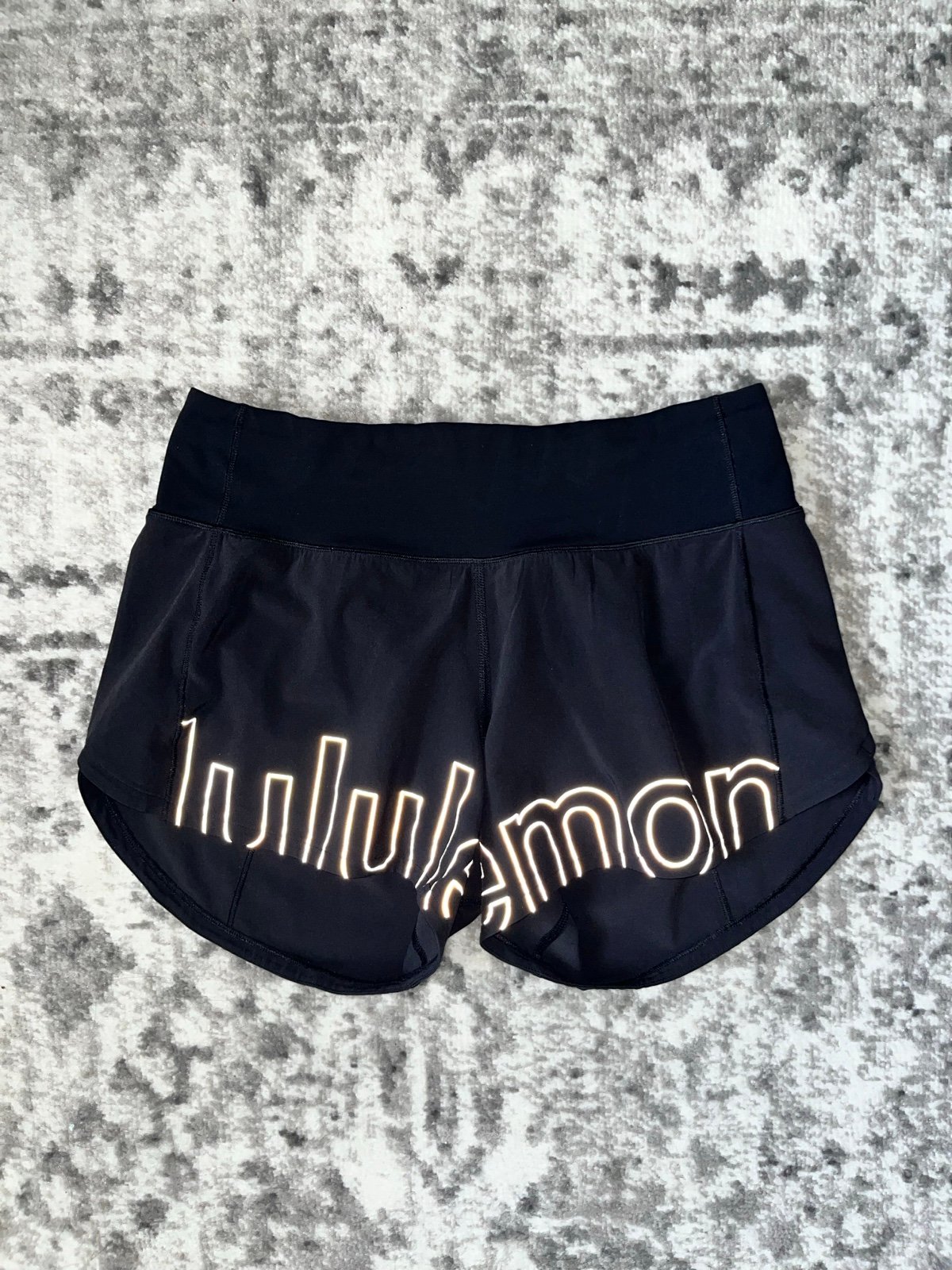 Special Edition Lululemon Speed Up Mid-Rise Lined Short 4 *Graphic