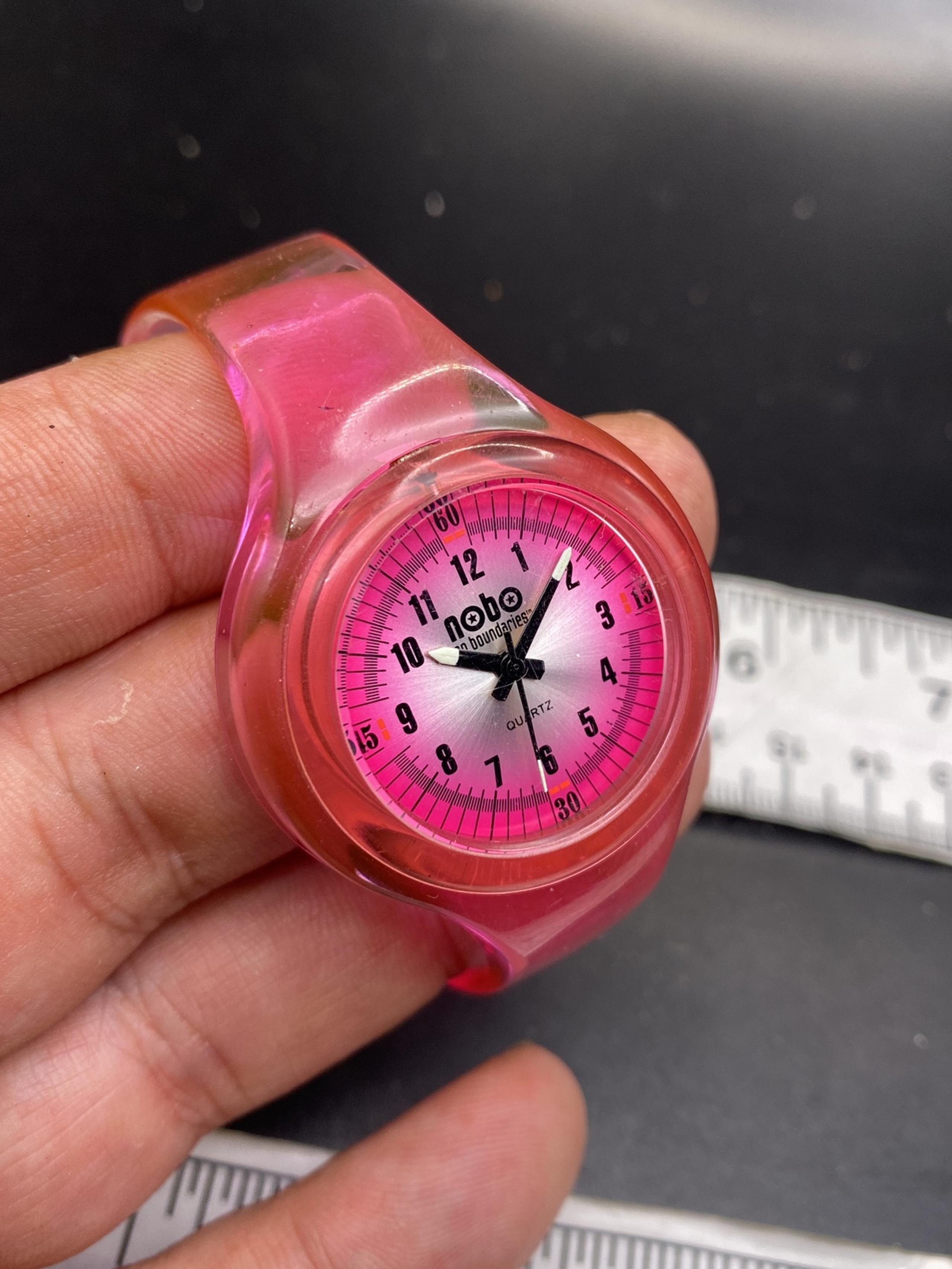 No Boundaries Watch for women