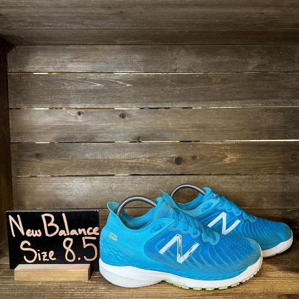 Womens New Balance 860 V11 Fresh Foam Athletic Running Sneakers Shoes Size 8.5 B