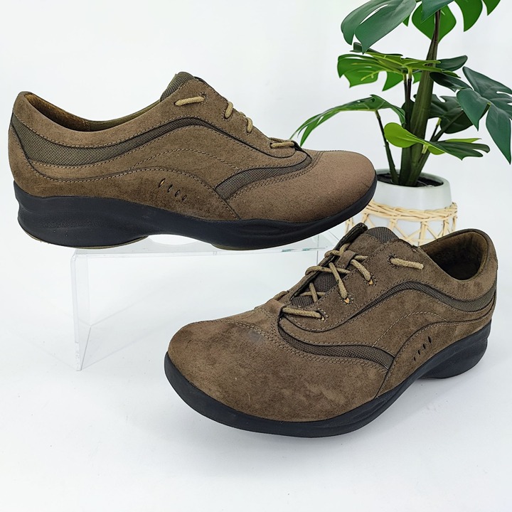 Clarks Women's Wave Brown Leather Lace-Up Oxford Size11W