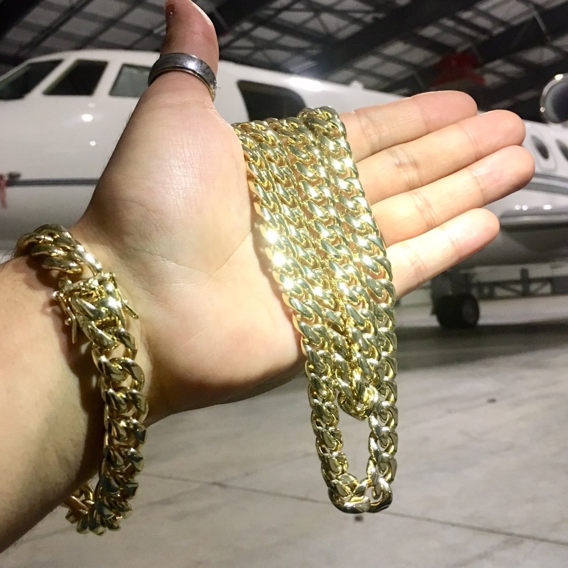 CUBAN LINK CHAIN 18K GOLD MADE IN ITALY