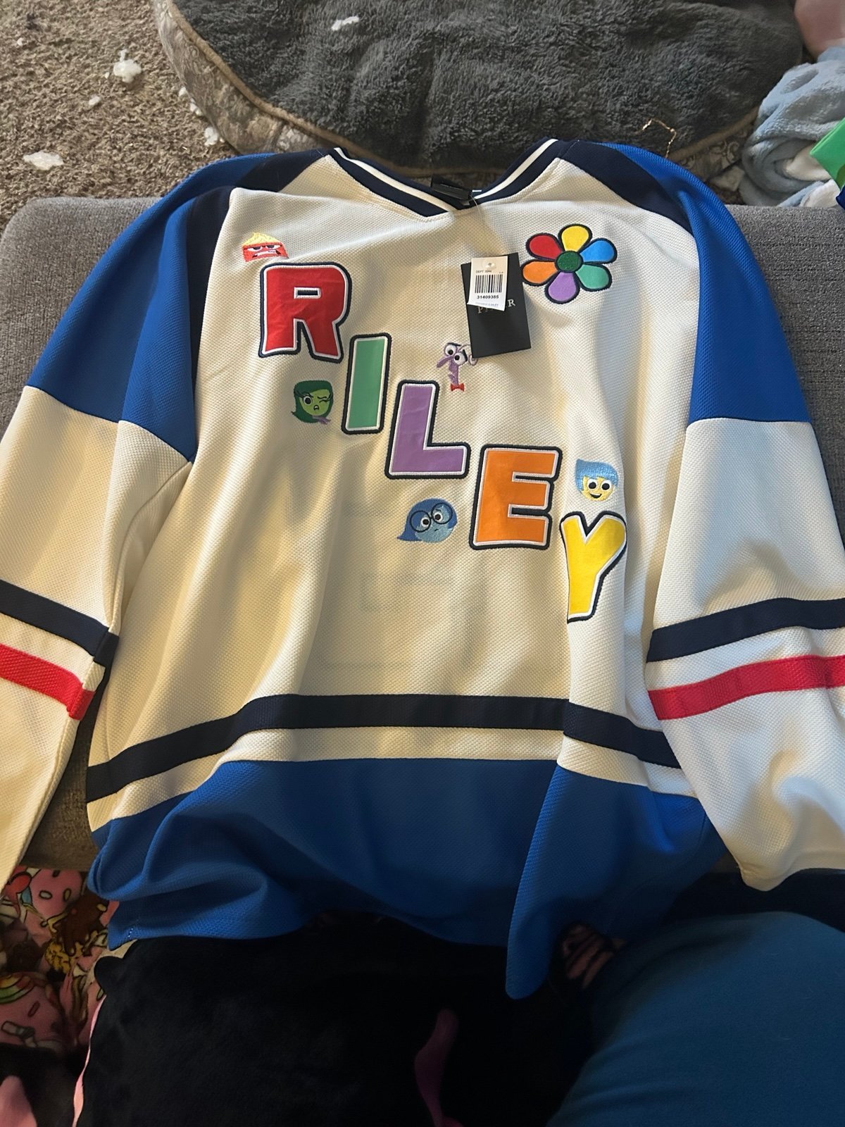 Brand new Inside Out Joy hockey jersey size Large.