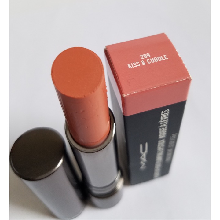 Mac Kiss & Cuddle Plenty Of Pout Plumping Lipstick
