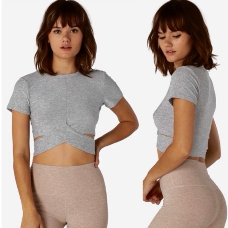 Beyond Yoga Featherweight Under Over Cropped Tee S