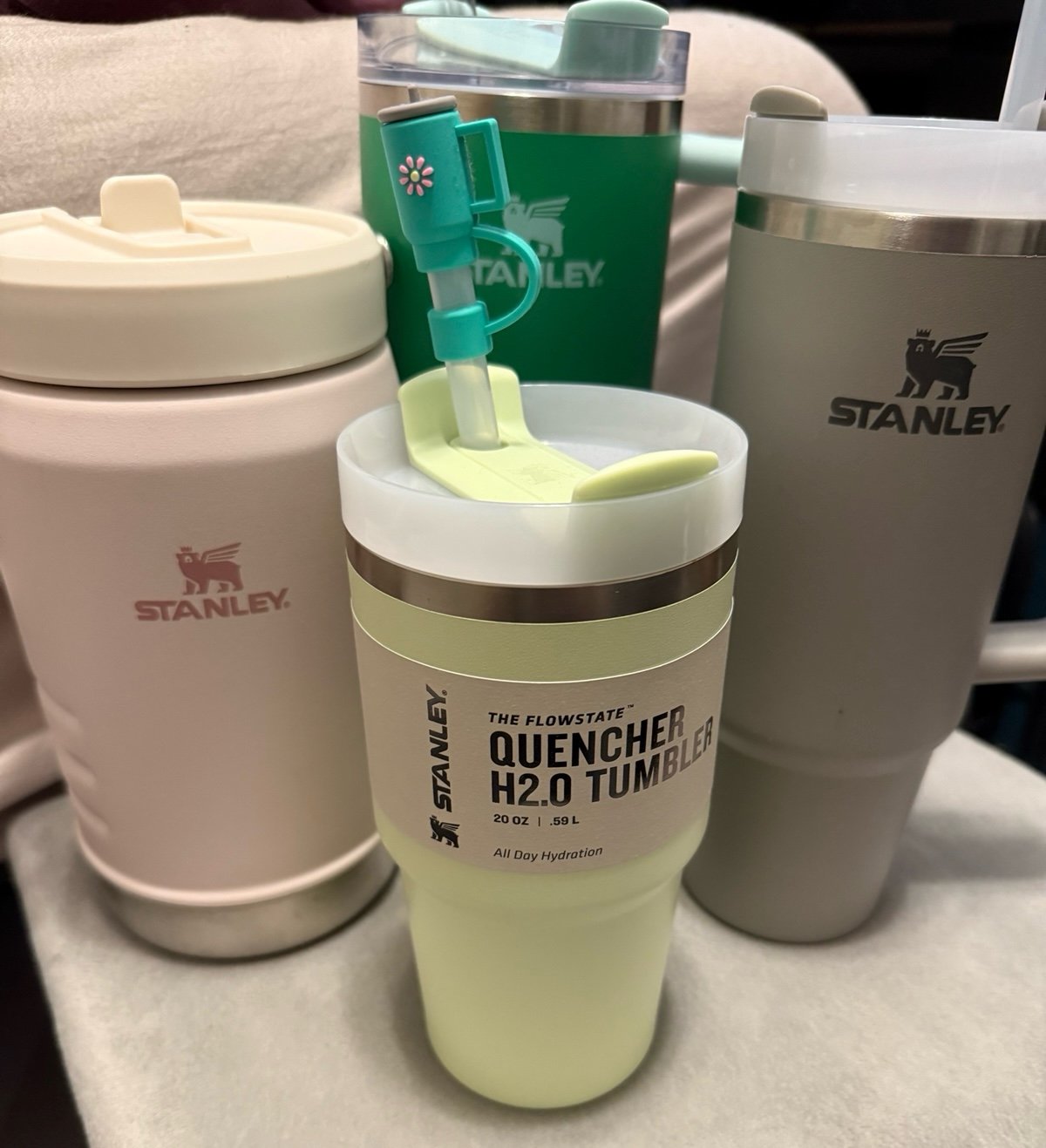 Stanley 40oz, 30oz, 20oz cups