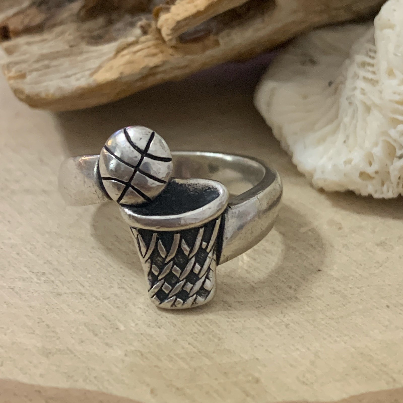 James Avery Retired Basketball Ring 925 Sterling Silver Vintage Size 6.5