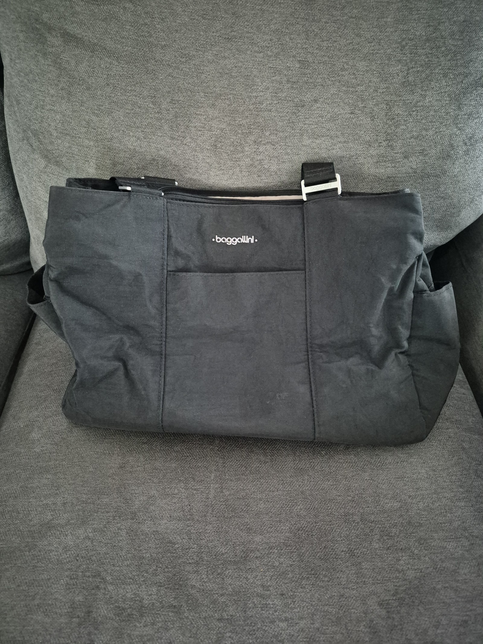 Baggallini purse/overnight bag