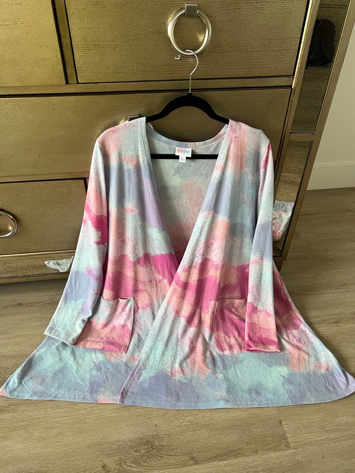 NEW Lularoe Large L Caroline watercolor tie dye cardigan