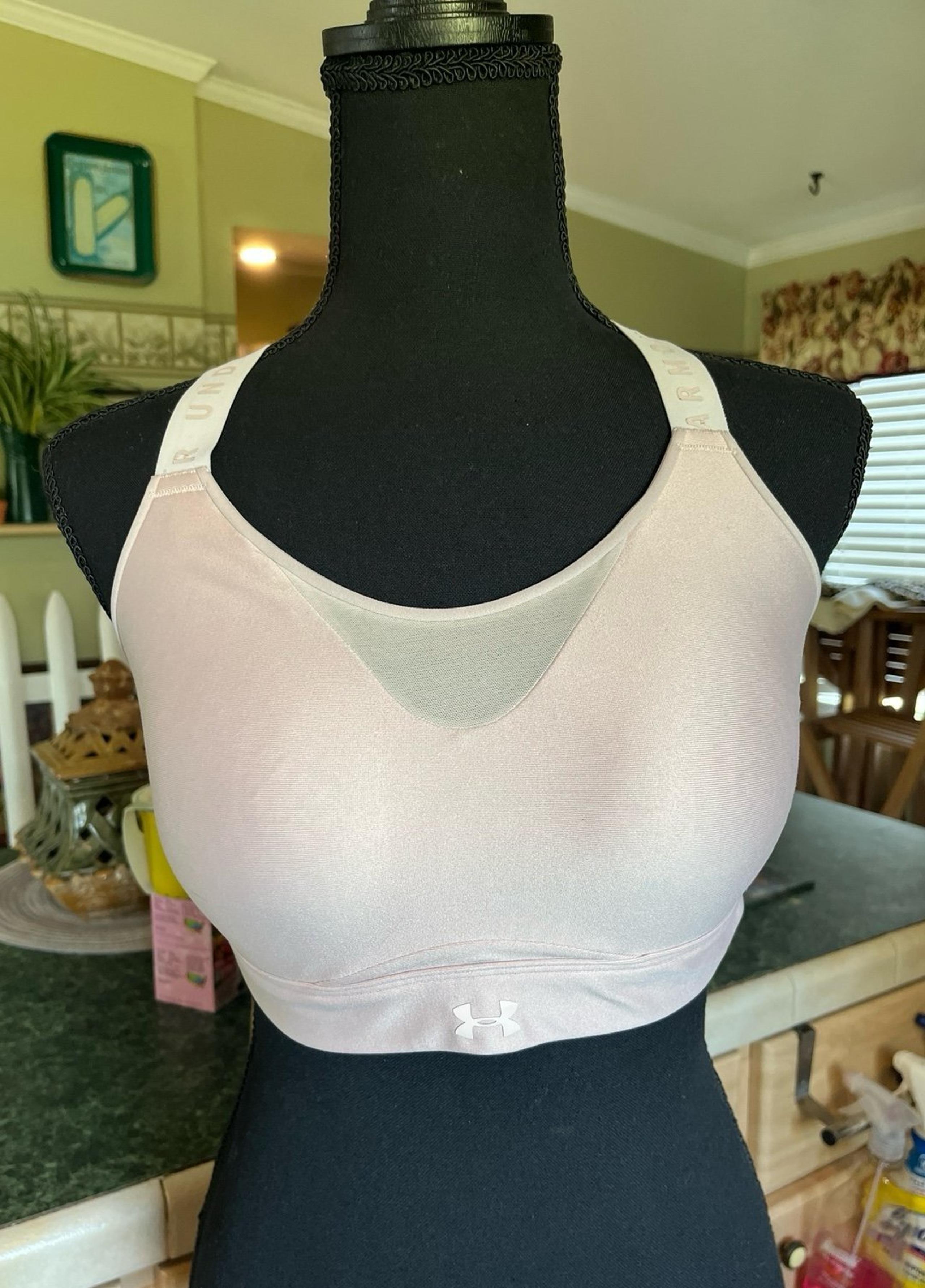 Women’s Large Under Armour sports Bra