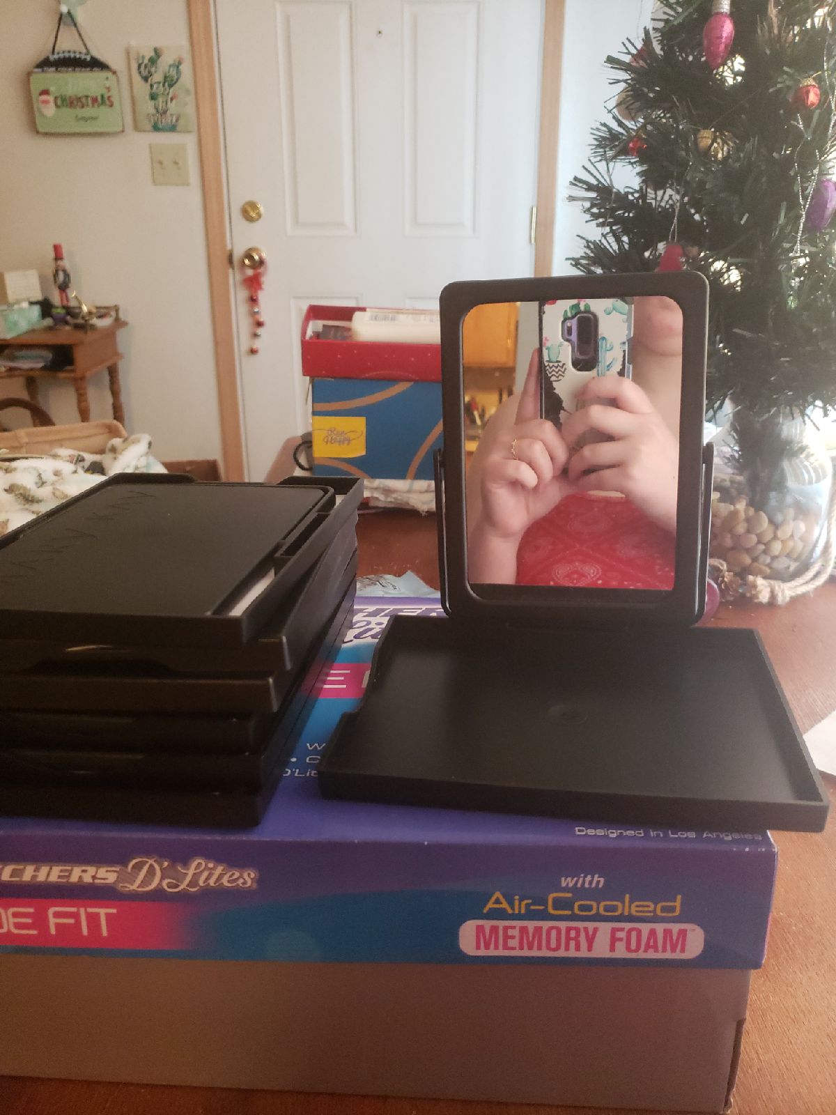 7 Mary Kay Mirrors