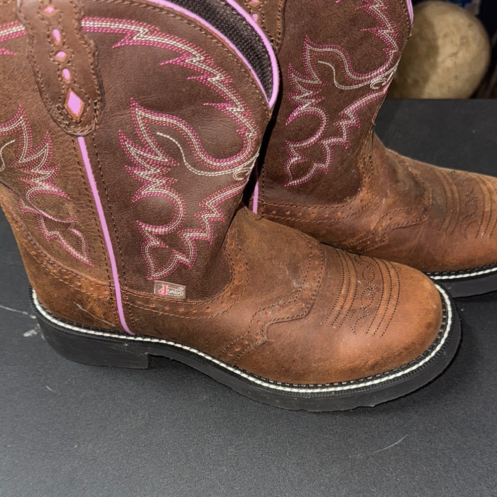 Justin Gypsy Boots pink brown L9903 9 never worn