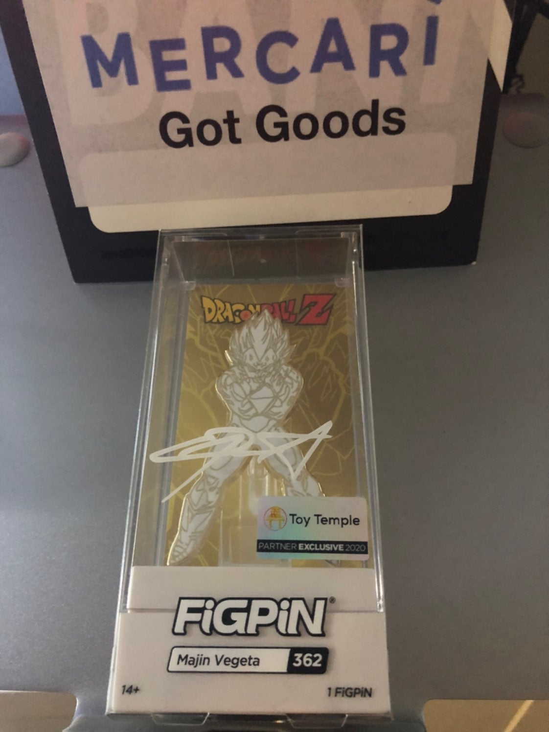 Majin Vegeta Figpin LE1500 signed
