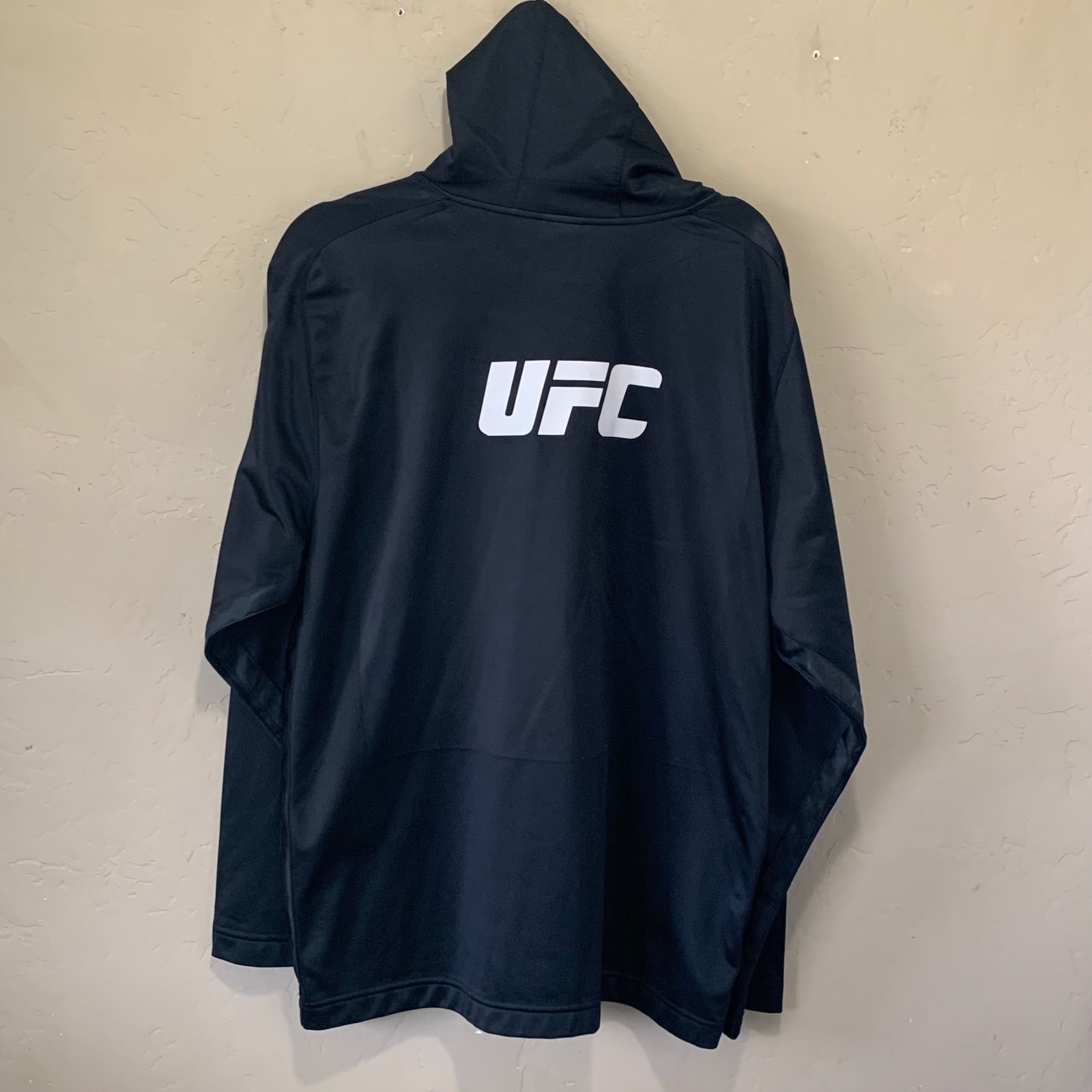 Nike Black White Logo UFC Hoodie Sweatshirt Sz Large Pullover Ultimate Fighting
