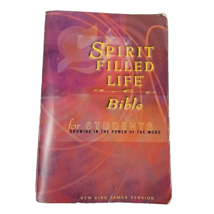 Spirit Filled Life Bible For Students Paperback NKJV 1280 Teen Study Bible READ