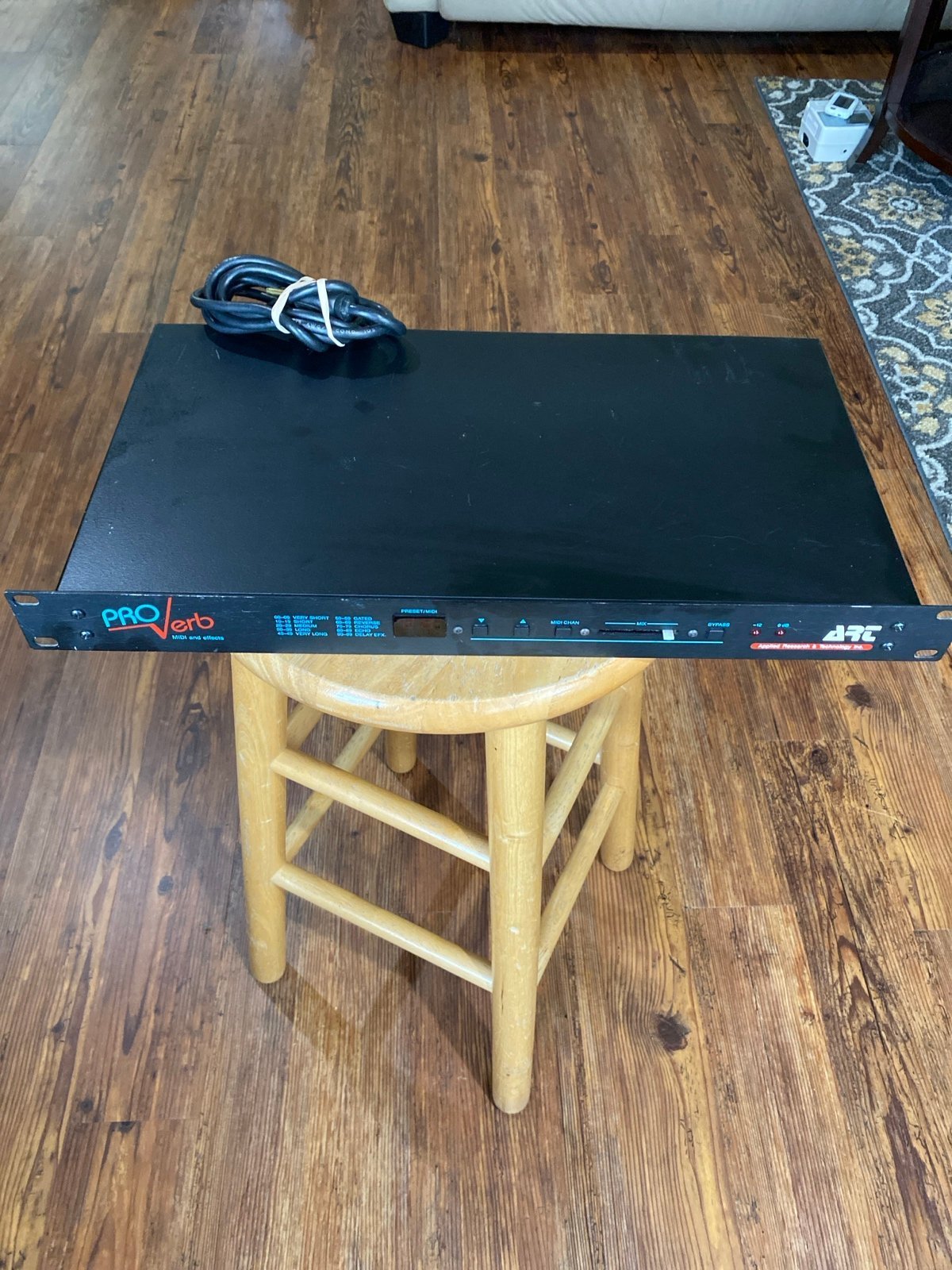 Vintage ART Applied Research & Technology Inc. Pro Verb MIDI effects Model 260