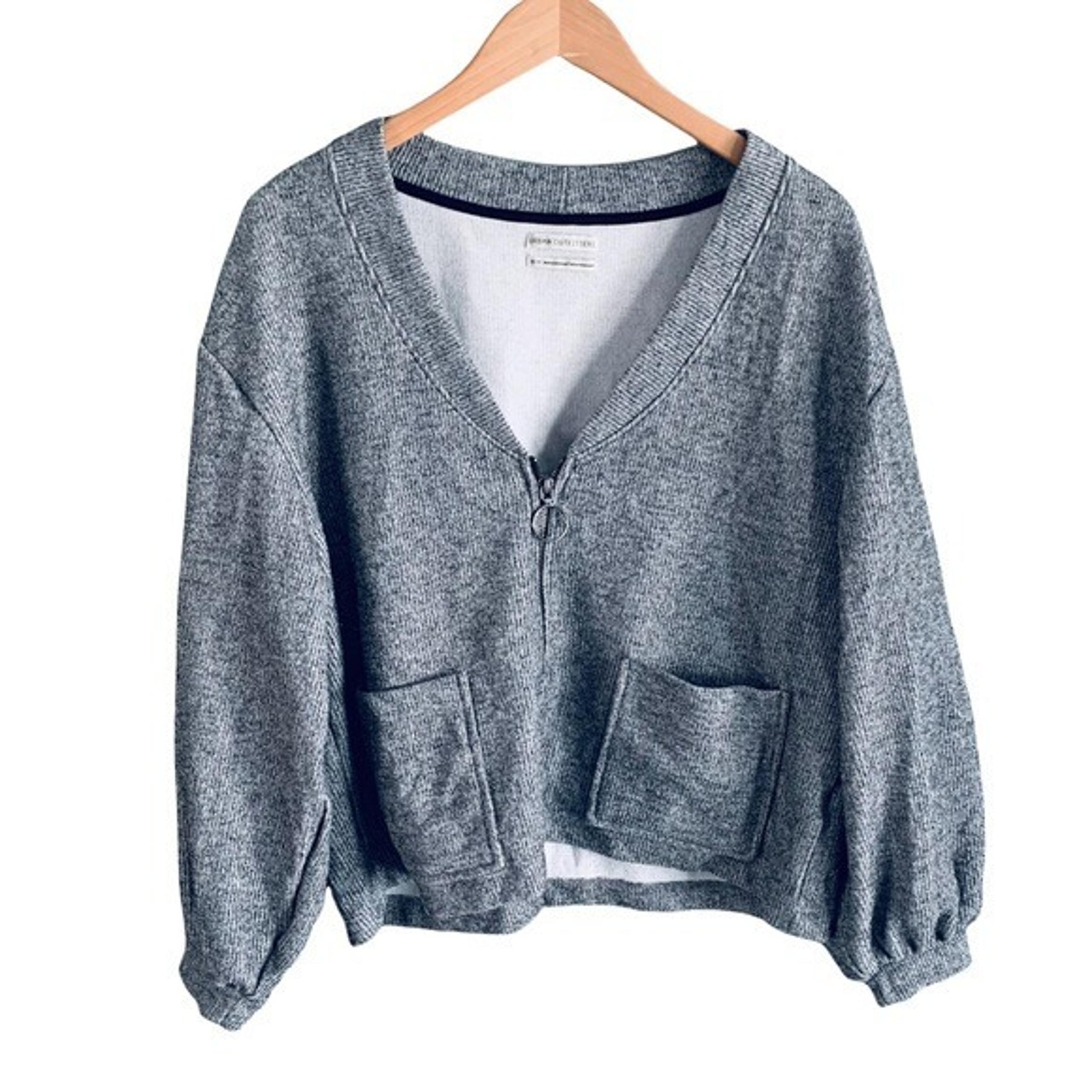 zip grey cropped sweater size XS - Urban Outfitters