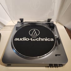 Audio Technica Turntable AT-LP60