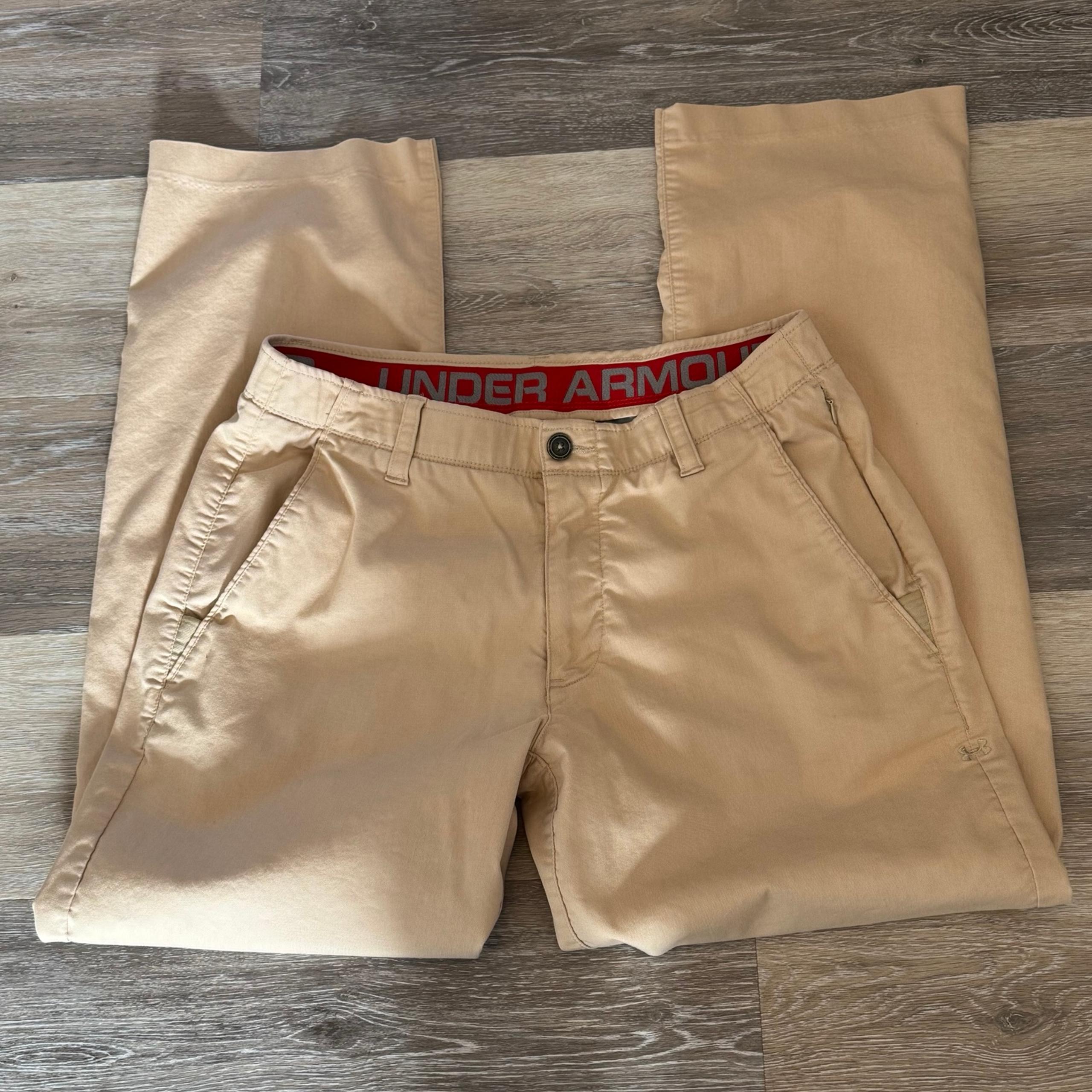 Under Armour Pants Mens 34 x 32 Khaki Beige Performance Chino Straight Leg Golf