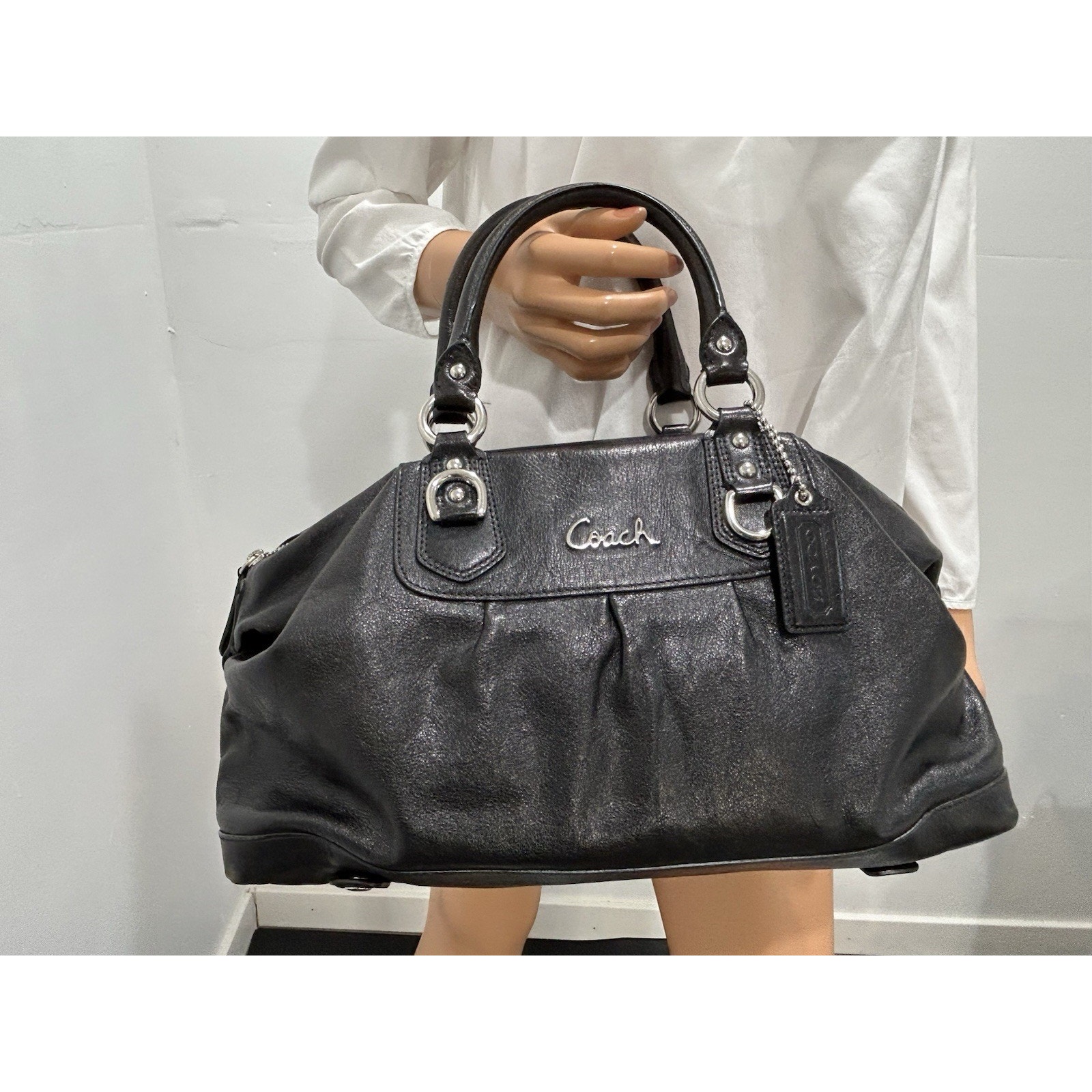 Authentic COACH Ashley #F15447 Black Leather Convertible Satchel Bag