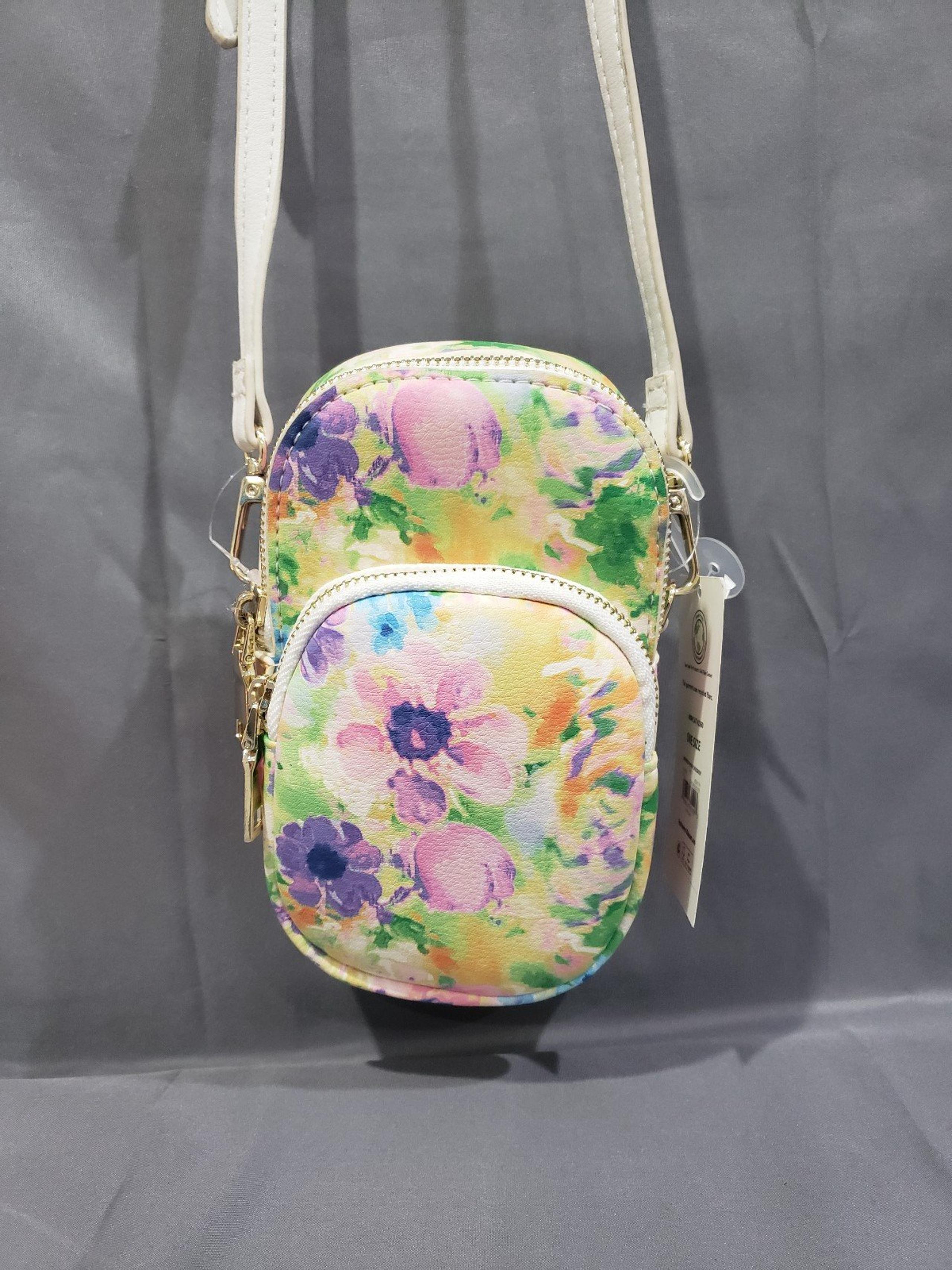 NWT❗NO Boundaries Crossbody bag