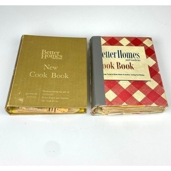 Vtg Better Homes And Gardens HC Cookbooks 1948 & 1965 Gold Souvenir Edition - 2