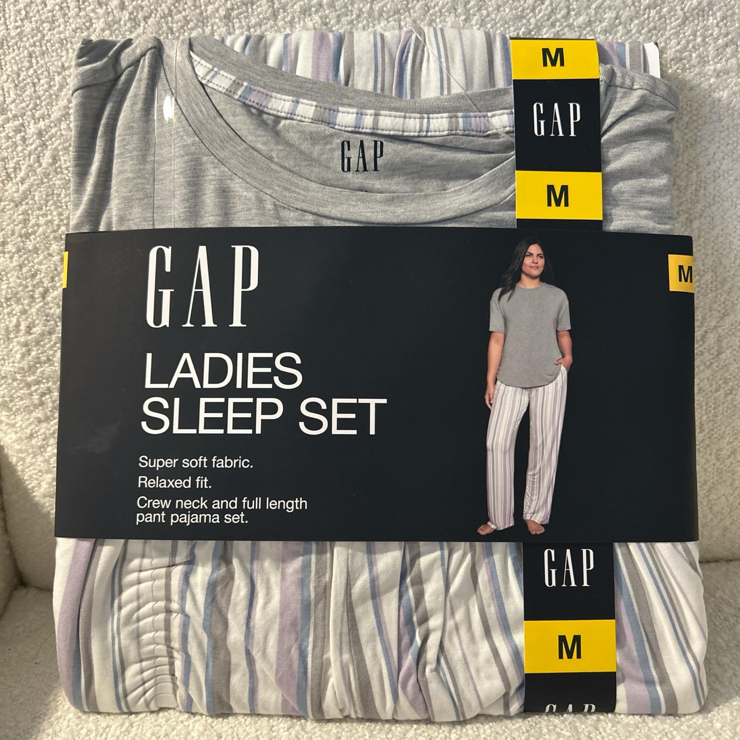 gap Ladies pajamas