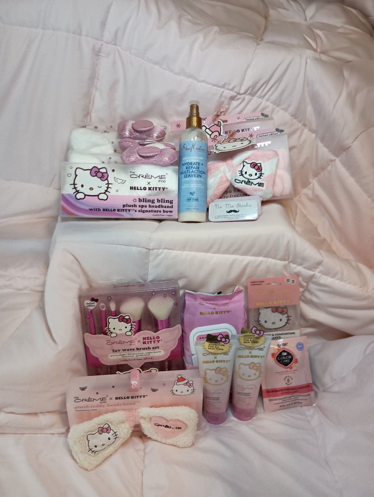 Hello Kitty kawaii spa day bundle