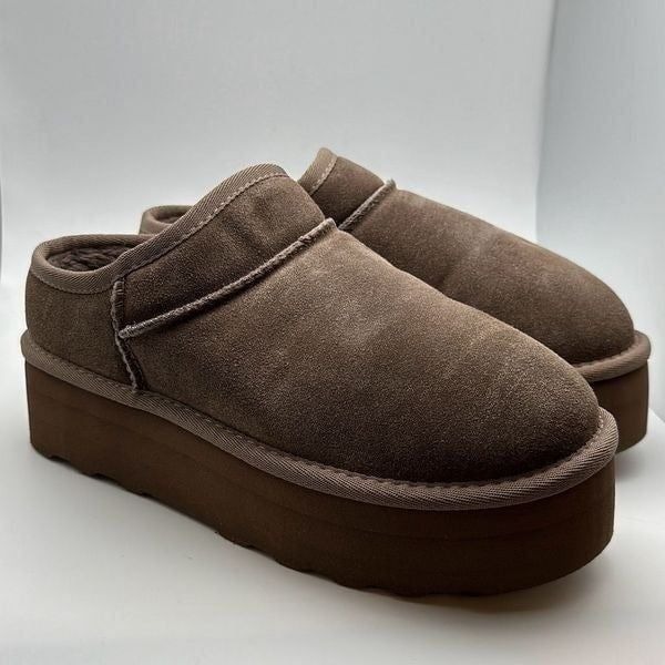 CUSHIONAIRE Women's Genuine Suede Cozy Mule Platform +Memory Foam 8.5 TAUPE