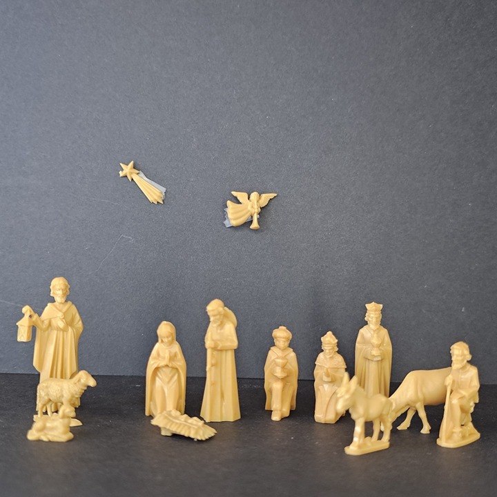 Nativity Set Mini 1960s Plastic German 14 Figurines Storage Box Celluloid VTG